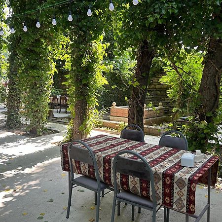 Dost Evi Motel Şǝki Eksteriør bilde