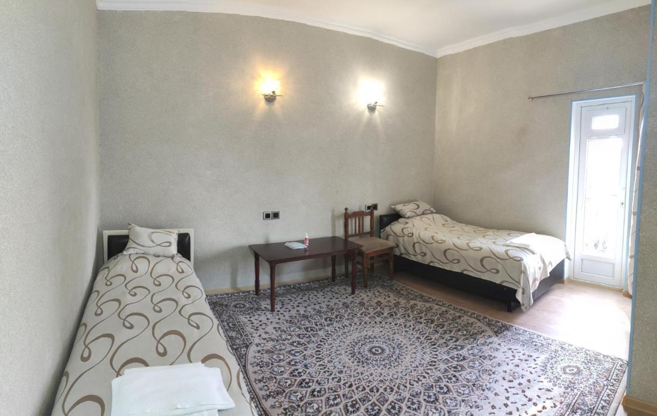 Dost Evi Motel Şǝki Eksteriør bilde