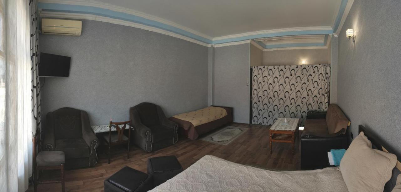 Dost Evi Motel Şǝki Eksteriør bilde