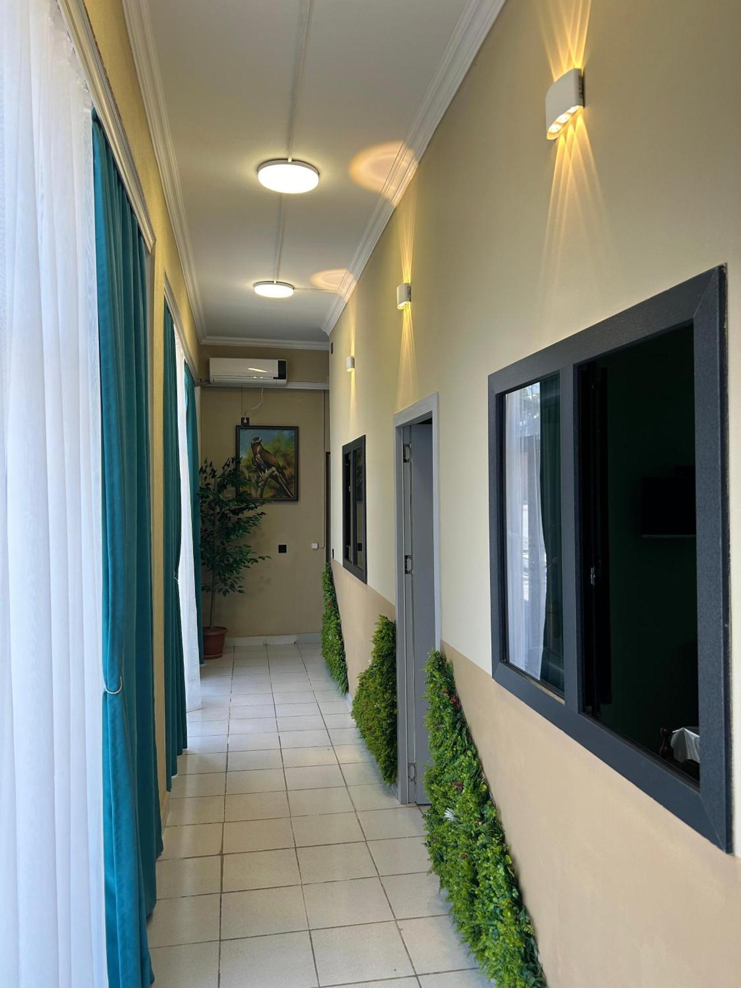 Dost Evi Motel Şǝki Eksteriør bilde
